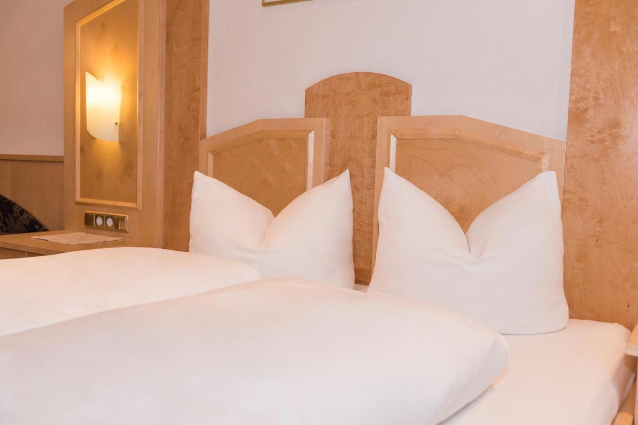 Alphotel Garni Salner イシュグル エクステリア 写真