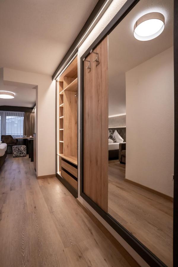 Alphotel Garni Salner イシュグル エクステリア 写真