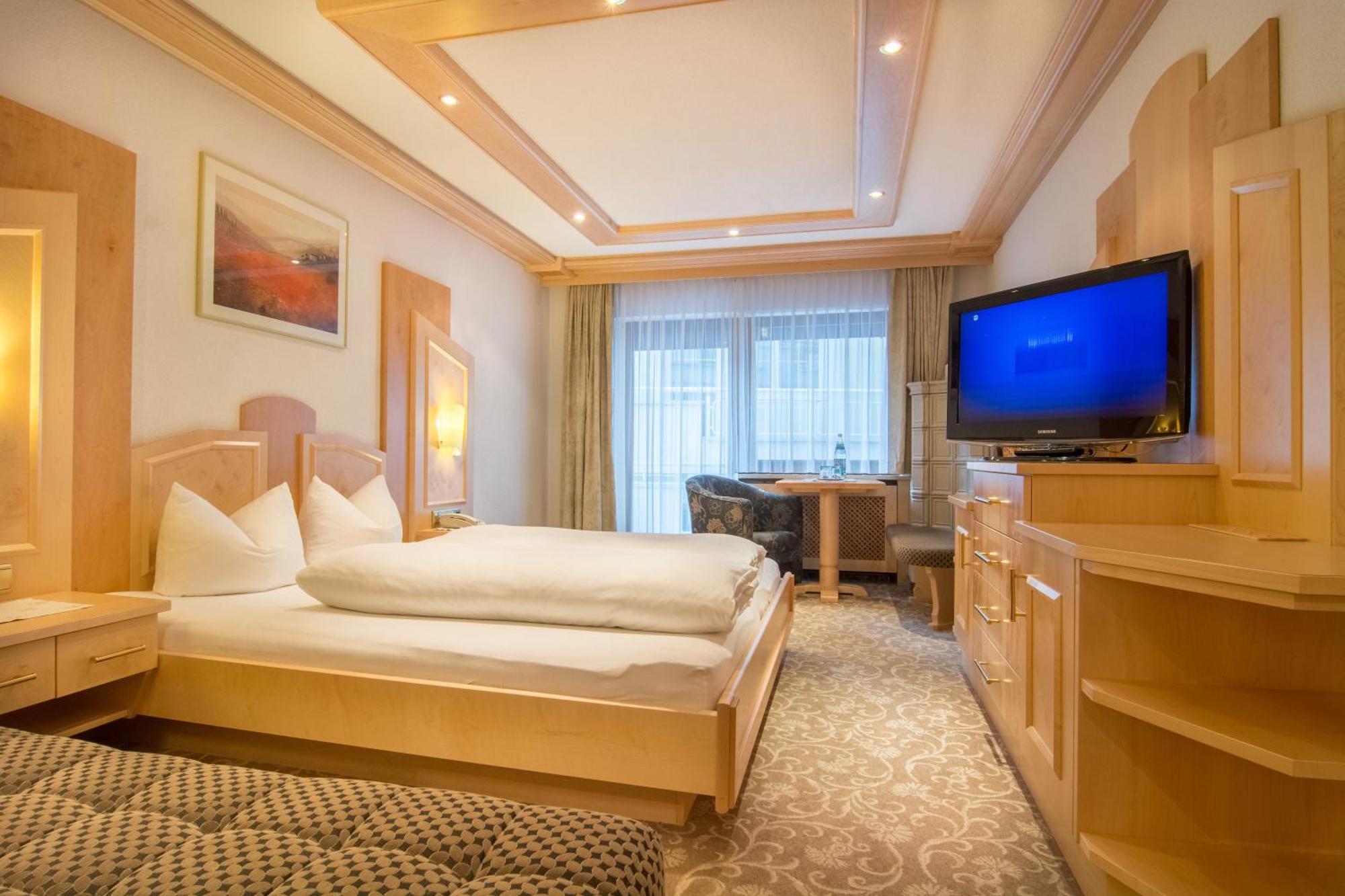 Alphotel Garni Salner イシュグル エクステリア 写真