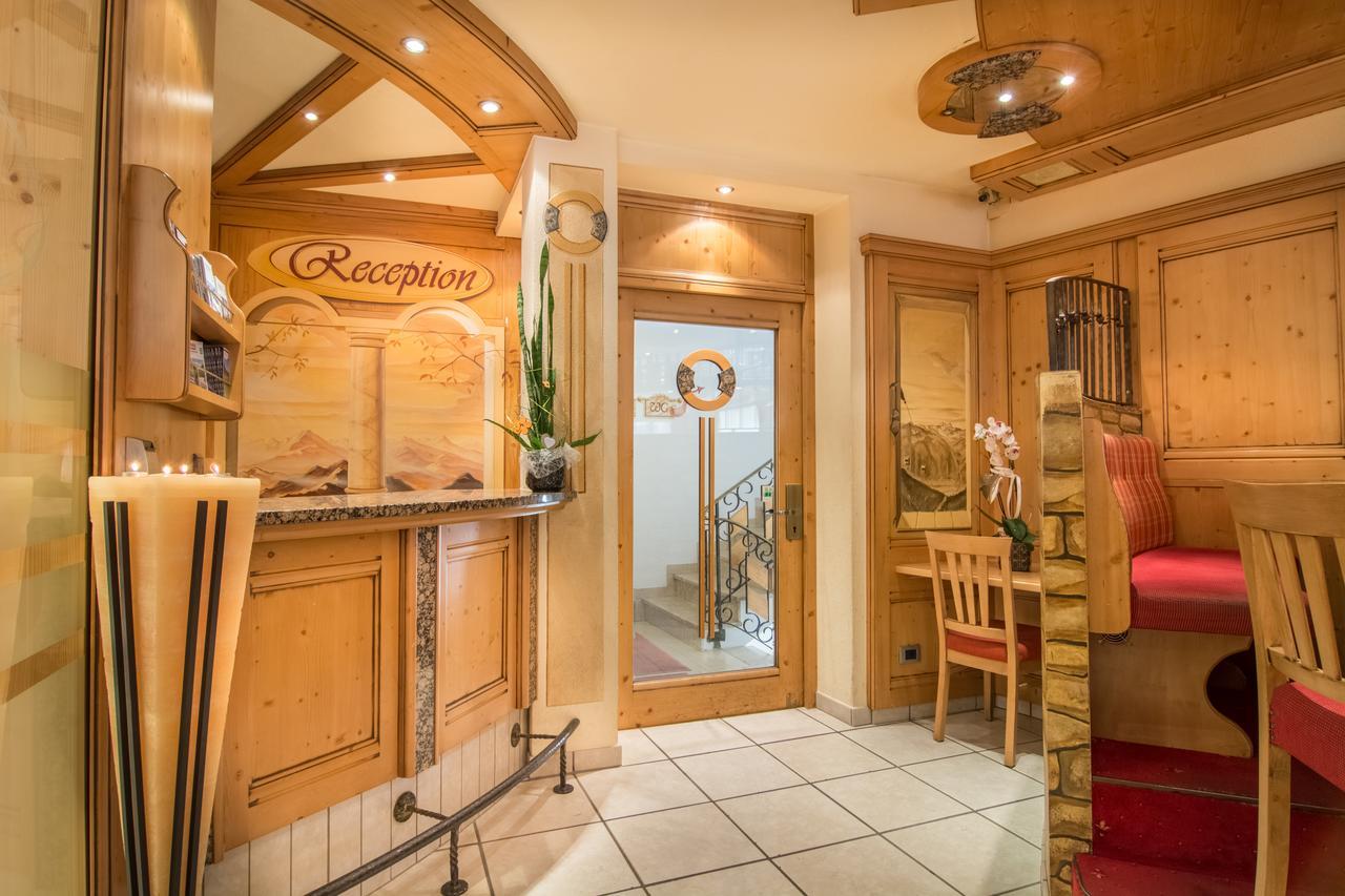 Alphotel Garni Salner イシュグル エクステリア 写真