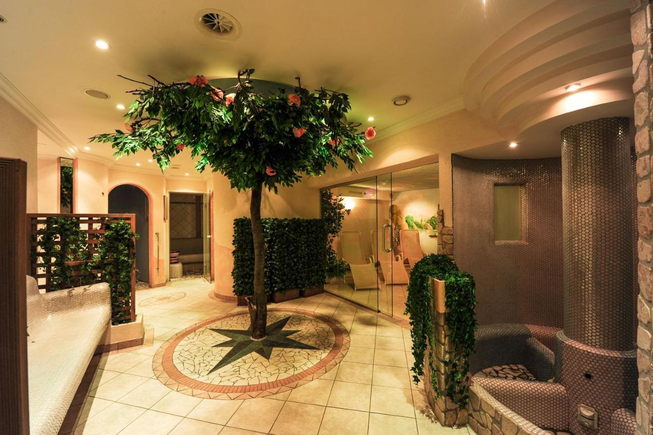 Alphotel Garni Salner イシュグル エクステリア 写真